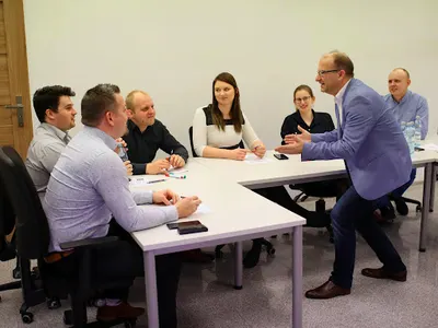 ILLUSTRO Szkolenia Doradztwo